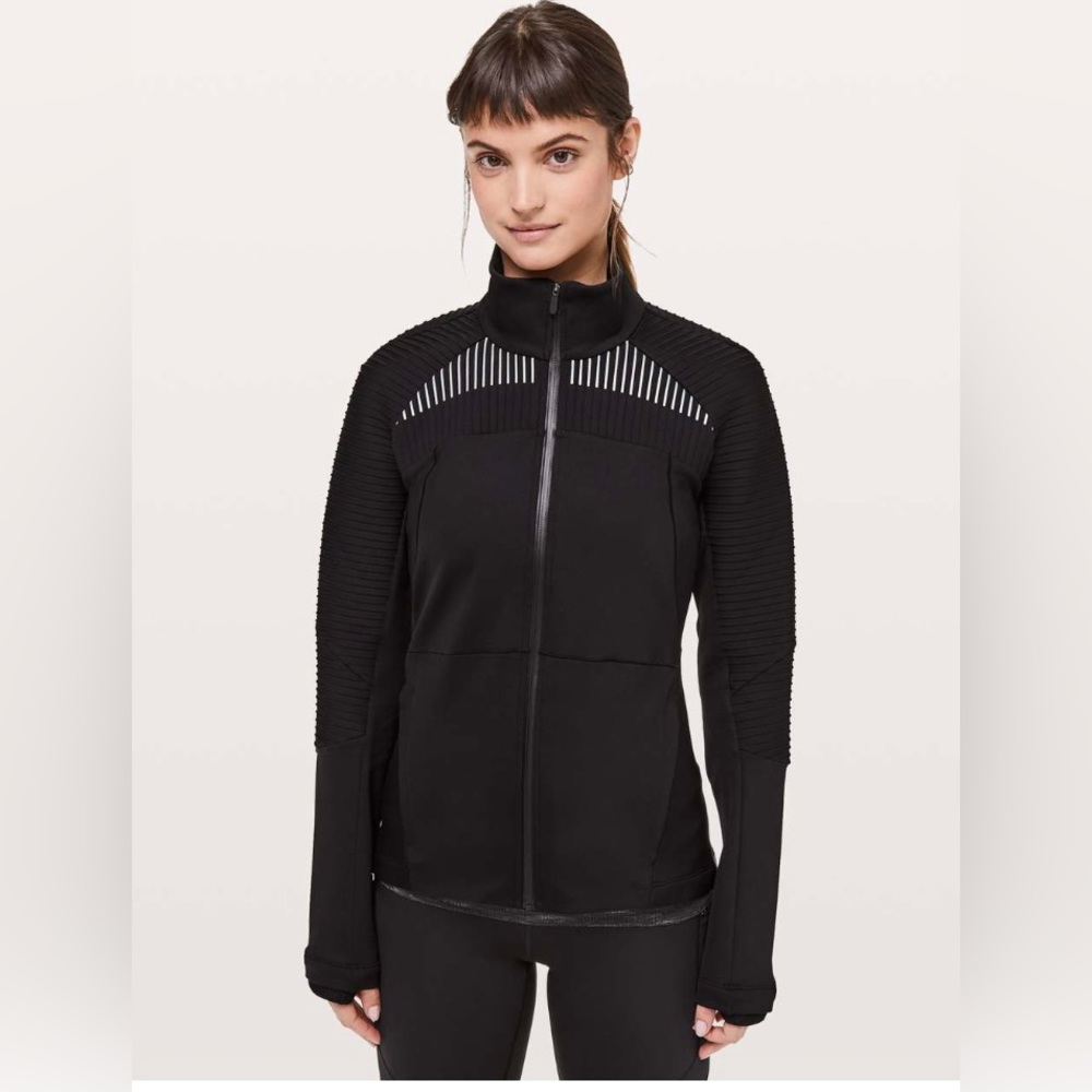 lululemon Chill Going Strong Jacket Black Size 6 New